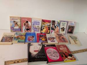 lot 284 image: Mixed Book Collection - Romance Novels and Fiction