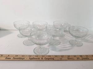 lot 299 image: Clear Glass Dessert Bowls with Etched Rose Pattern Set of 7