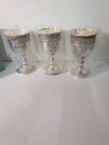lot 310 image: Silver Plated Ornate Goblets with Heraldic Crest Design