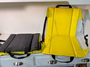 lot 315 image: Yellow and Black Folding Stadium Seat Cushions