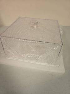 lot 122 image: CherHome Square Cake Stand (marble)&nbsp
