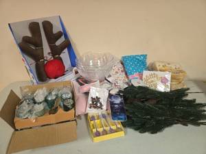 lot 144 image: Holiday Craft Supplies Bundle with Decorative Items