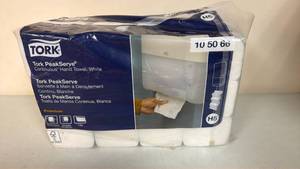 lot 153 image: Tork PeakServe Continuous Hand Towel Dispenser White&nbsp