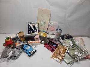lot 202 image: Mixed Electronics and Accessories Lot