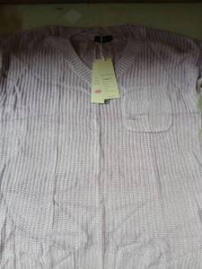 lot 30508 image: Womens Gray Cable Knit Sweater Size Medium - Retail $15
