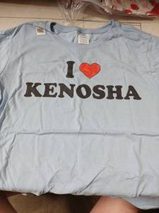 lot 30514 image: I Love Kenosha Light Blue T-Shirt Size XL - Retail $8
