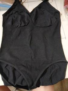 lot 30531 image: Black One-Piece Shapewear Size XL - Retail $15