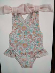 lot 30999 image: Baby Girl Swimwear Pink Daisy Floral 5-6 Years