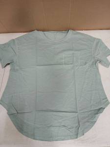 lot 31012 image: Deer Lady Womens Top Shirt Sleeve Loose Fit Basic Top Green XL