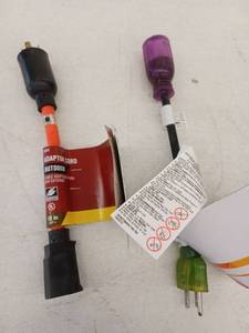 lot 14247 image: 2 Pieces Adapter Cord