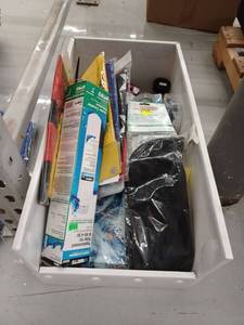 lot 14338 image: Miscellaneous Lot Of Items
