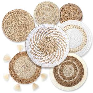 lot 4386 image: Beeveer 7 Pcs Boho Wall Baskets Decor Hanging Rustic Rattan Wicker Wall Basket for Farmhouse Living Rooms Bedrooms Kitchen Decorations(Classic Style)