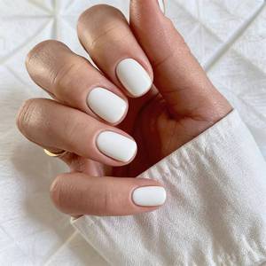 lot 14346 image: RIICFDD 24 Pcs Short Square Press on Nails White Fake Nails Acrylic False Nail Extra Short Artificial Glossy Solid Color Full Cover Stick on Nail for Women Girls