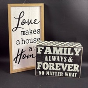 lot 105 image: Inspirational Family Wall Decor Signs