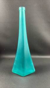 lot 112 image: Light Up Turquoise Frosted Glass Bottle