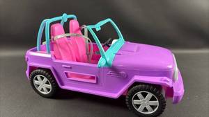 lot 125 image: Mattel Barbie Off-Road Vehicle