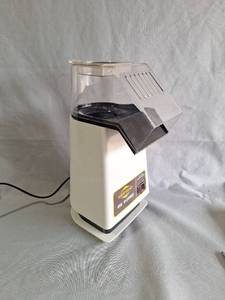 lot 52 image: West Bend The Poppery Hot Air Corn Popper with Original Box