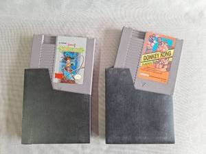 lot 76 image: Nintendo NES Game Cartridge Lot - Donkey Kong Classics and Simons Quest
