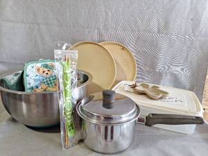 lot 97 image: Kitchen Baking and Cookware Set with Gingerbread Mold