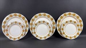 lot 8 image: Vintage Mikasa Anita Floral Pattern Dinner Plates (3) and (3) Bread & Butter Plates