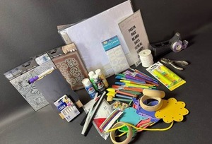 lot 33 image: Mixed Arts and Crafts and Office Supply Bundle