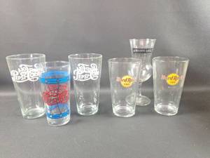 lot 202 image: Restaurant Collectible Glass Set Pepsi Cola, Hard Rock Cafe, Genghis Grill - Large 16oz