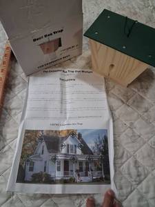lot 14 image: Best Bee Trap Carpenter Bee Control System