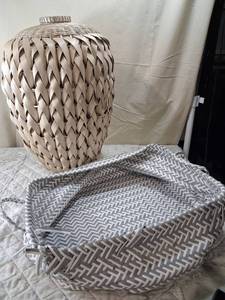 lot 60 image: Handwoven Wicker Storage Basket with Decorative Fringe Detail