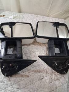lot 66 image: Ford F-150 F-250 Super Duty Tow Mirror Assembly Pair