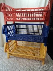 lot 69 image: Set of 3 Colorful Plastic Storage Baskets with Legs