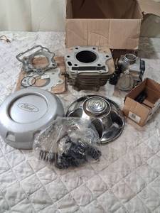 lot 74 image: Motorcycle Engine Cylinder Piston Kit with Gaskets and Accessories