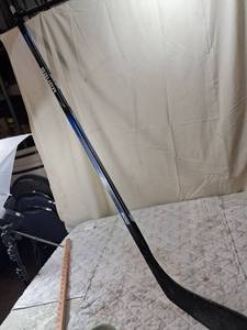 lot 81 image: Bauer ABS Blade Senior Ice Hockey Stick
