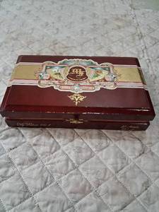 lot 97 image: My Father Cigars Garcia & Garcia No. 4 Wooden Cigar Box