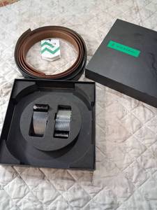 lot 100 image: Mio Marino Mens Leather Ratchet Belt Set with Interchangeable Buckles