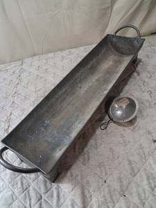 lot 117 image: Large Metal Griddle Pan with Handles