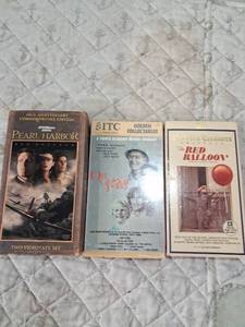 lot 155 image: Classic Movie VHS Collection - Pearl Harbor, On Golden Pond, The Red Balloon