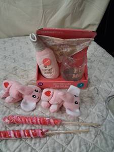 lot 167 image: Mothers Day Pet Gift Set with Dog Toys and Wine Glass