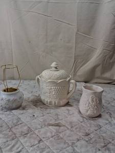 lot 168 image: White Ceramic Set with Embossed Grape Design