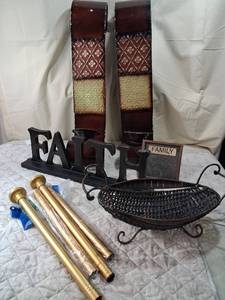 lot 179 image: Decorative Wall Sconces and Home Decor Collection