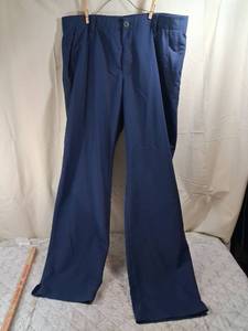 lot 186 image: Under Armour Navy Golf Pants Mens Size 4032