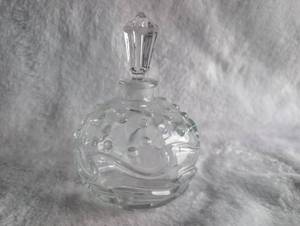 lot 1005 image: Clear Glass Perfume Bottle with Crystal Stopper