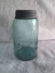 lot 1012 image: Ball Blue Glass Mason Jar with Metal Lid