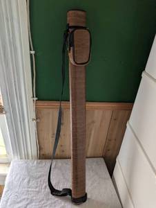 lot 1452 image: Pool Cue Case with Shoulder Strap