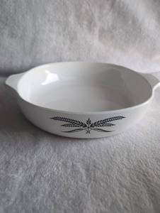 lot 2509 image: Anchor Hocking White Casserole Dish with Wheat Pattern