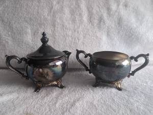 lot 3014 image: Silver Plated Tea Set with Footed Base