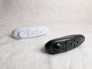 lot 3503 image: Wii Nunchuck Controllers - 2 ct