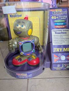 lot 4005 image: Fisher-Price Kasey the Kinderbot Learning System Interactive Robot - Display Toy&nbsp