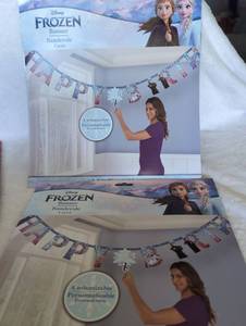 lot 5002 image: Disney Frozen Customizable Birthday Banner