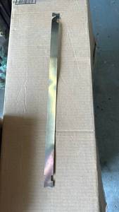 lot 354 image: Slim Expert Automotive Tool, Heavy-Duty Nickel-Plated Steel, 22-Inch Durable & Lightweight Car Repair Instrument, Ergonomic & Versatile Auto Tool for Professionals & DIY Users - Retail $25