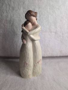 lot 3012 image: Mother and Child Embrace Willow Wooden Figurine&nbsp